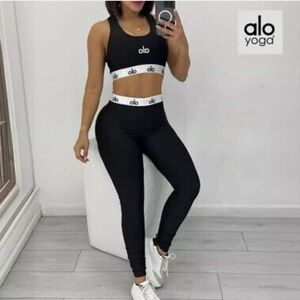 Women sport set leggings and crop to sports bra